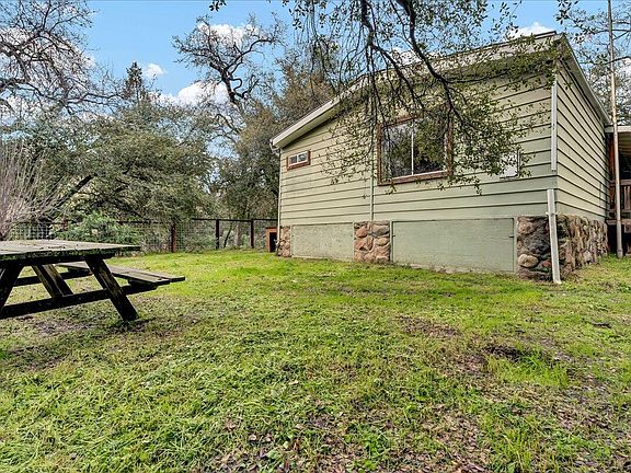 4th image of 44246 Balch Park Road