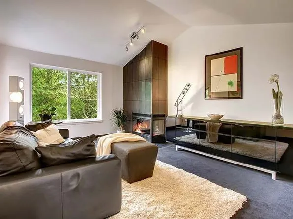 11114 NE 125th Ln APT G324, Kirkland, WA 98034