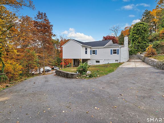 4th image of 115-A Squantuck Road