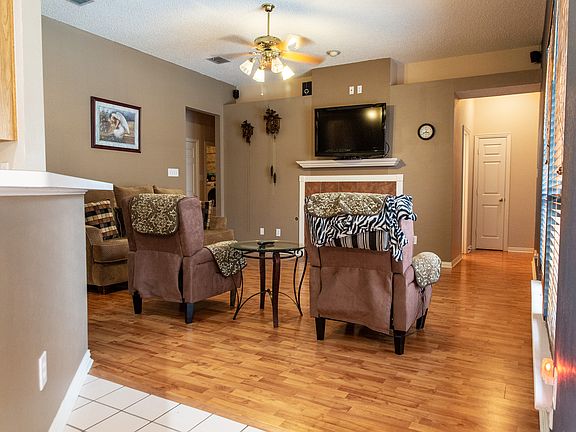 2nd image of 8004 Mount Shasta Cir