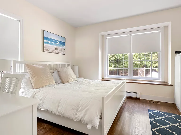 16 Alexis Ct — Photo 30