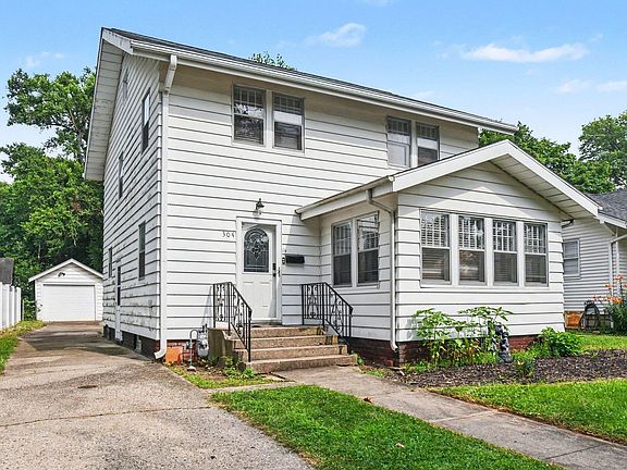 2nd image of 304 Arcade Ave