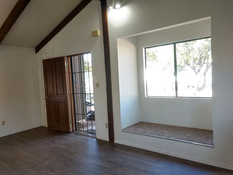 305 S Pueblo Ave #A — Photo 10