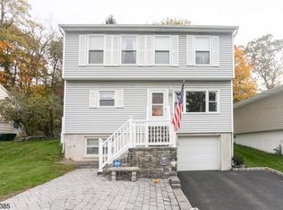538 Atlas Rd, Landing, NJ 07850