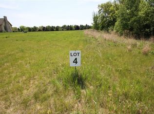 3274 Sylvester Dr, City Of Delafield, WI 53029