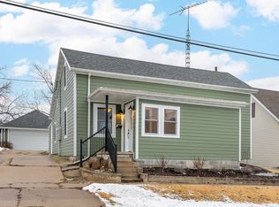 803 Ridge St, Galena, IL 61036