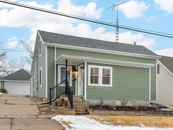 803 Ridge St, Galena, IL 61036