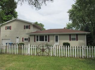 1005 Penn Ave, Aurora, IL 60506