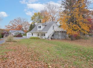 17 Old Lake Rd #17, Congers, NY 10920