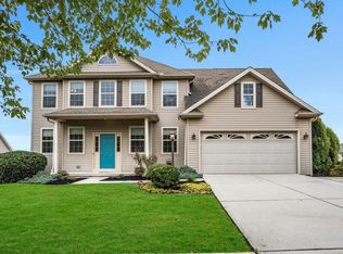 4 Windy Ln, Dillsburg, PA 17019