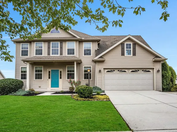 4 Windy Ln, Dillsburg, PA 17019