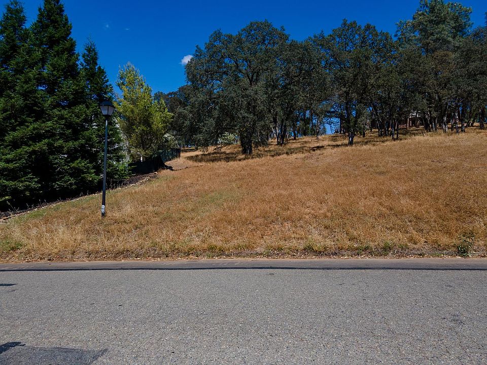 1st image of Highland Hills Dr