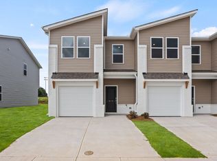 312 Parksville Pl, Greenville, SC 29605