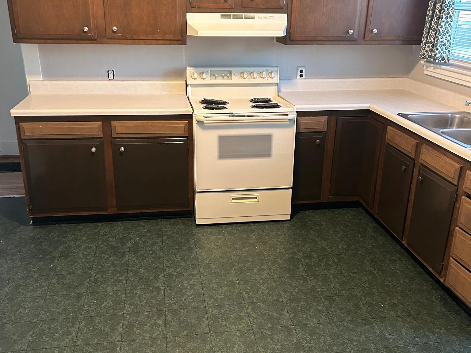 2 bed, 1176 sqft, $1,195 — Photo 4