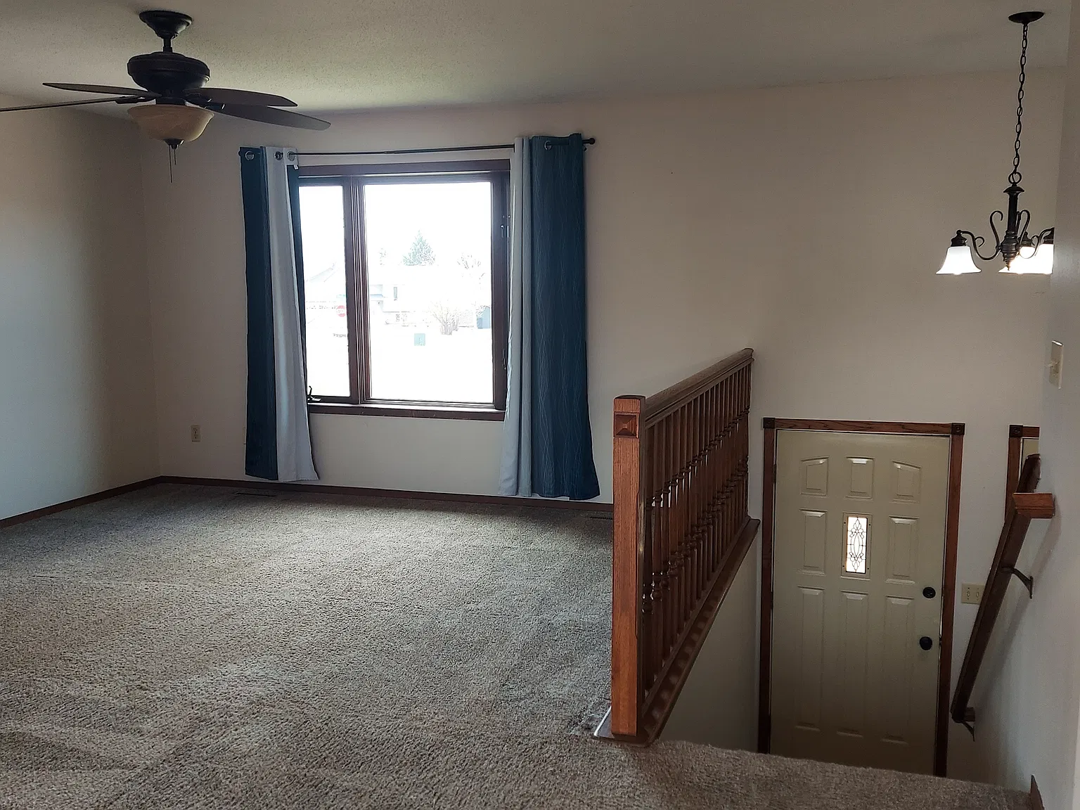 3 bed, 1736 sqft, $1,500 — Photo 2