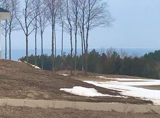 260 Crooked Tree Dr #DR14, Petoskey, MI 49770