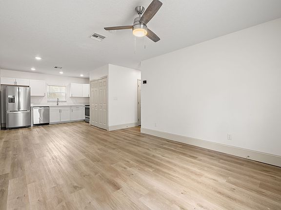 5th image of 3812 N 51st St #A