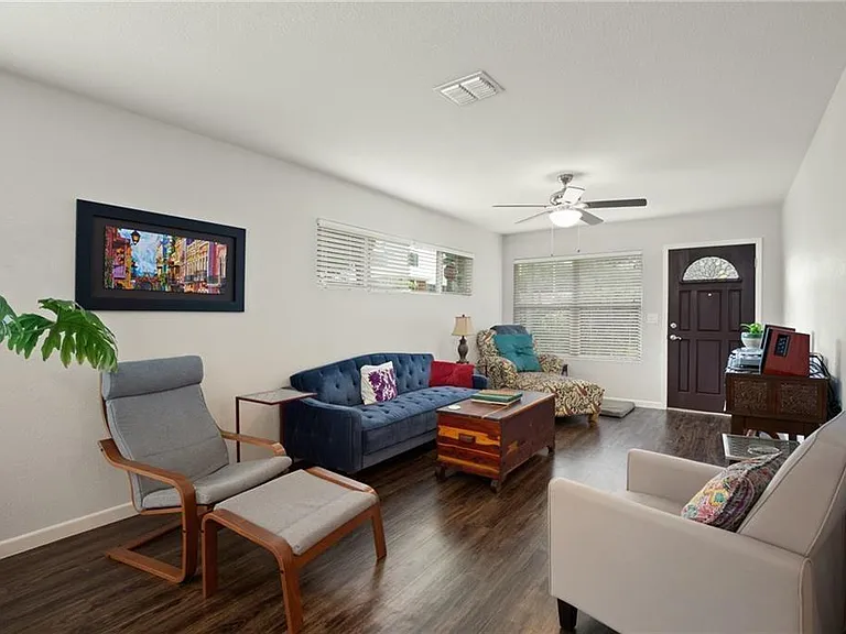 1801 Maple Ave — Photo 11