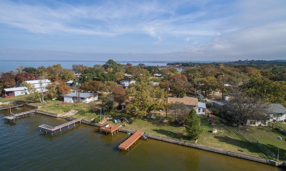 1st image of 127 W White Rock