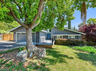 3855 N Lakeshore Blvd, Loomis, CA 95650