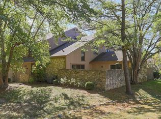 543 Conner Creek Dr, Fishers, IN