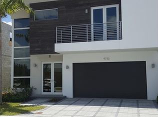 9728 NW 75th Ter, Doral, FL 33178