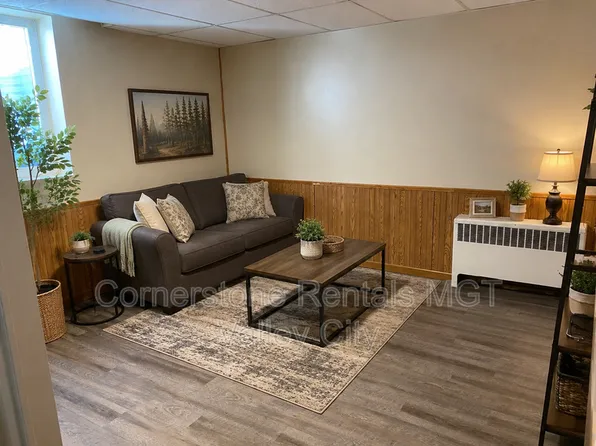 227 Central Ave S APT 7, Valley City, ND 58072
