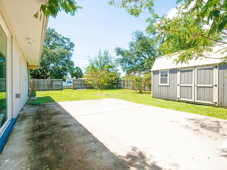 3119 W 23rd Ct — Photo 33