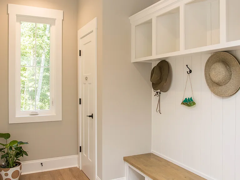 106 Phillips Ave — Photo 49