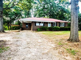 117 Pinsonville Rd, Greenwood, SC 29646