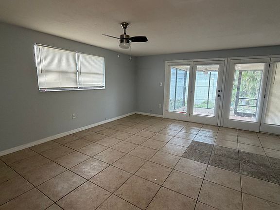 3rd image of 3165 Port Charlotte Blvd
