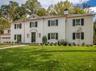 26 Hampton Rd, Scarsdale, NY 10583