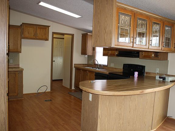 Kitchen and dining room view