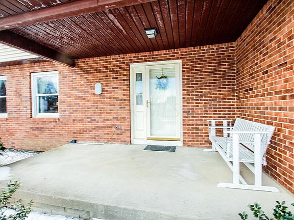 3rd image of 11505 Forest Lane Ave
