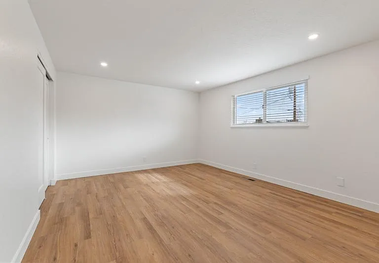 655 Walker Ave — Photo 10