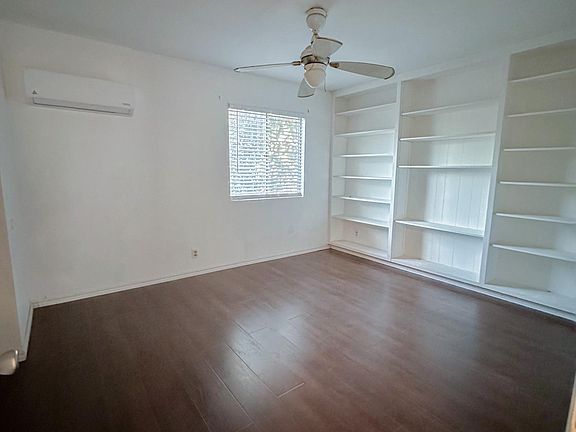 2nd image of 6228 S Gregory Ave