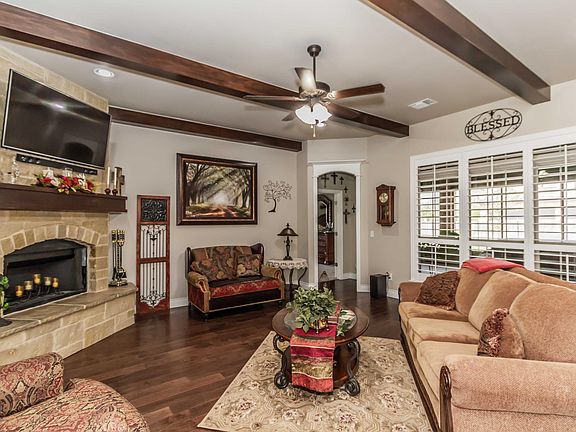 4th image of 6406 Isabella Dr