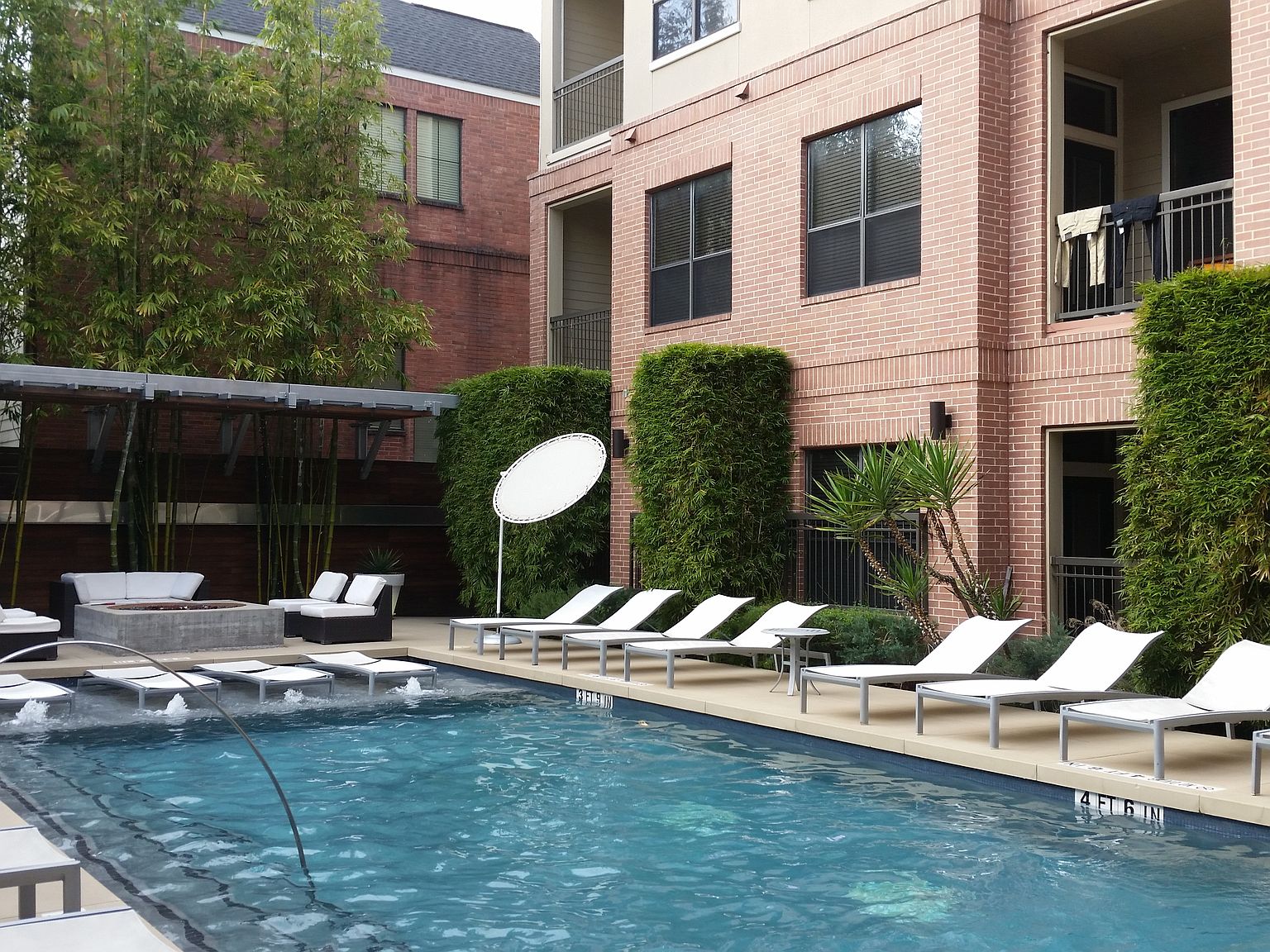 2702 Bagby St, Houston, TX 77006 | Zillow
