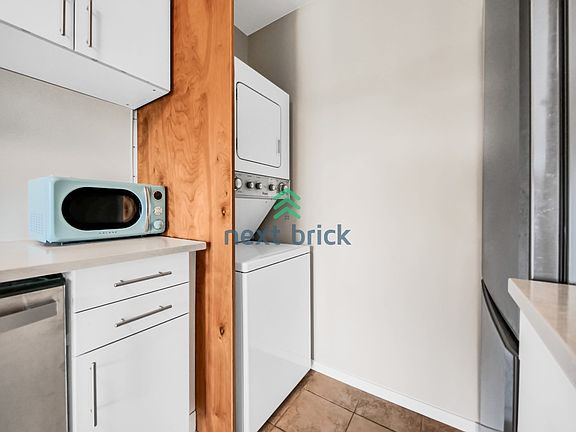 5th image of 9515 NE 180th St APT C306