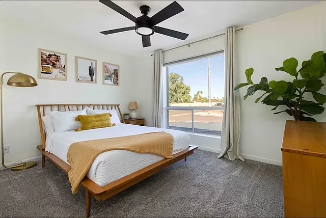701 E Country Gables Dr — Photo 11