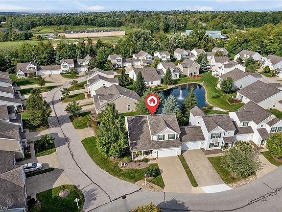 3rd image of 109 Mallard Point Dr