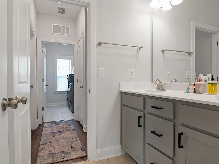 219 Abbot Pl — Photo 23