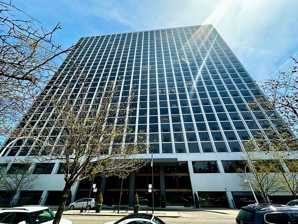 1st image of 4343 N Clarendon Ave APT 905