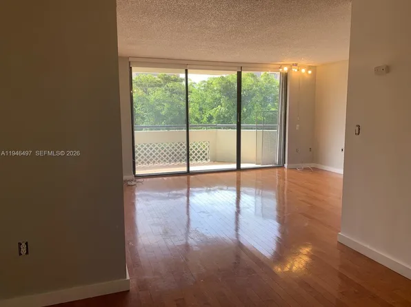911 E Ponce De Leon Blvd APT 403, Coral Gables, FL 33134