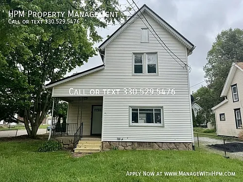 202 Smith Ave SW Photo 1