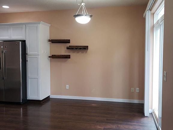 4th image of 2327 NE 113th Ct
