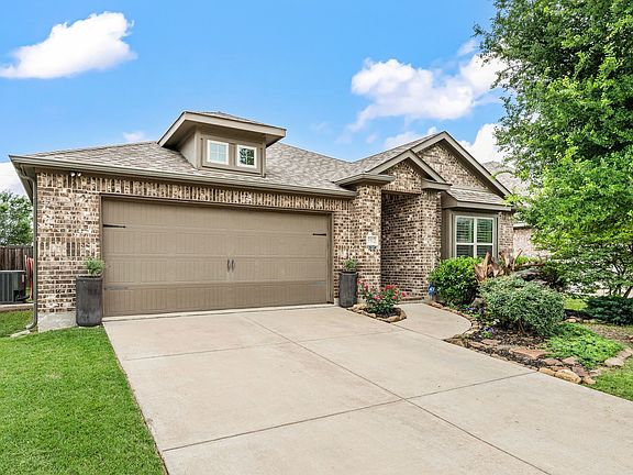 4th image of 5912 Aster Dr