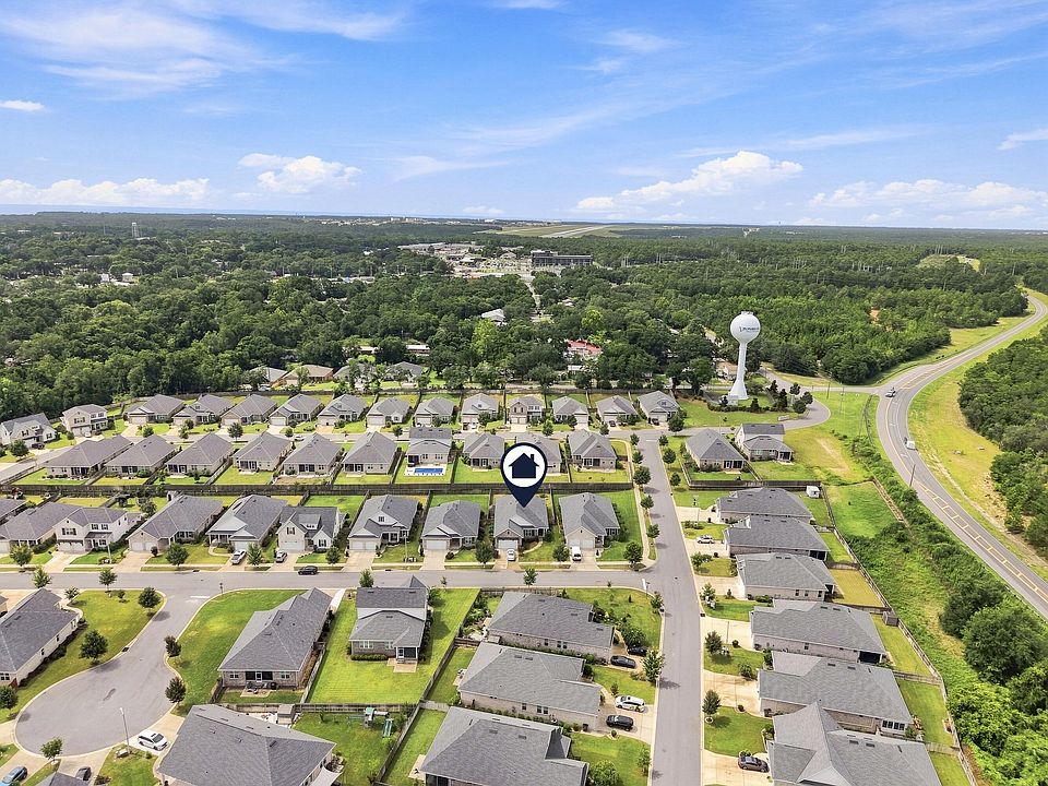 1st image of 104 Hornet Ln
