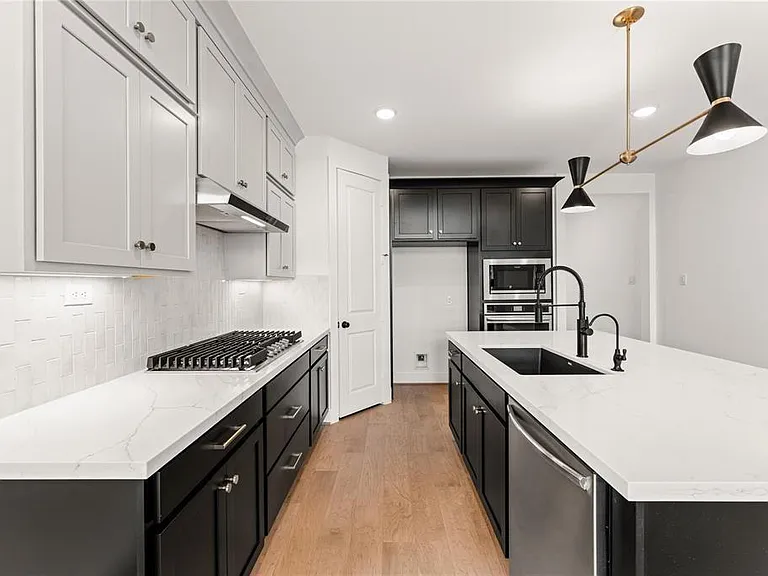 29751 Bur Creek Ln — Photo 11