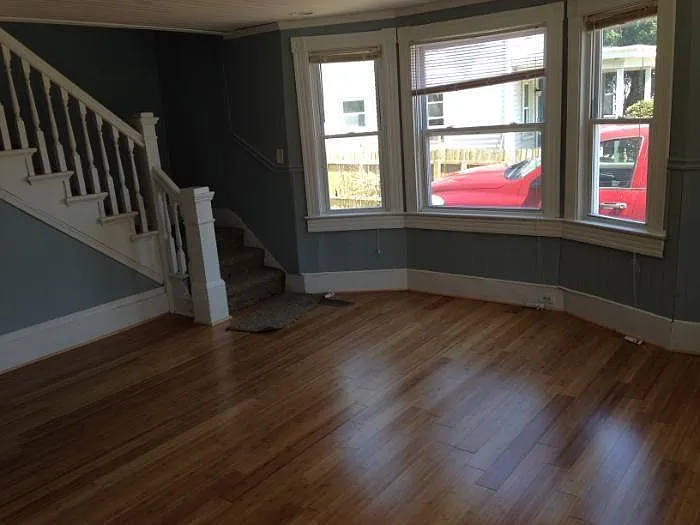28 E Commerce St — Photo 6